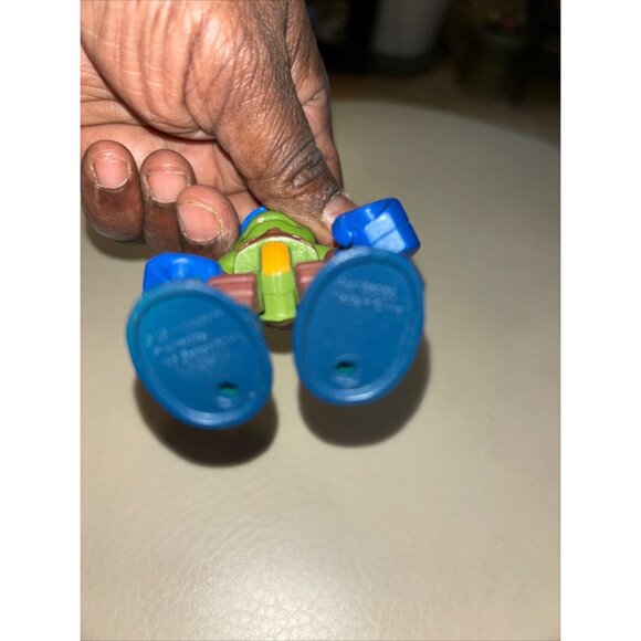 Nickelodeon Teenage Mutant Ninja Turtles, Leo the Knight 3 Inches figure, 2014 - Picture 6 of 8